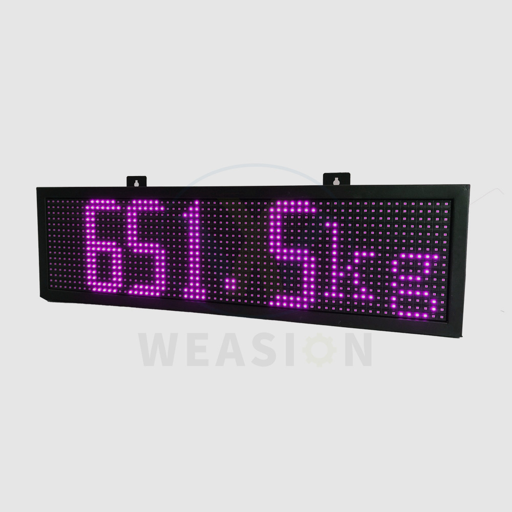 Enhancing Competitions with an External Display Weighing Scoreboard