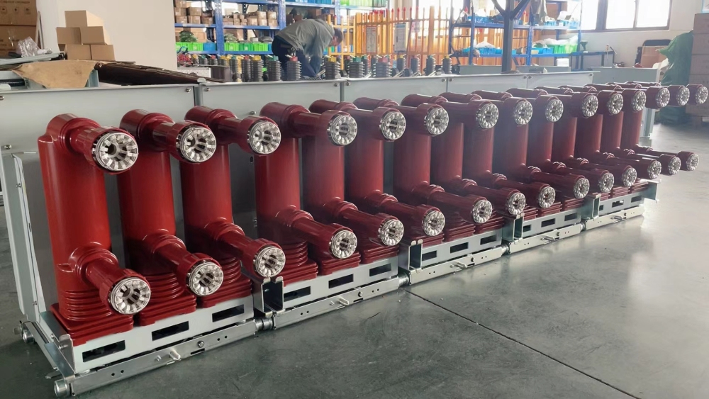 Indoor Circuit Breaker Solutions: Ensuring Safety and Reliability for Your Electrical Systems